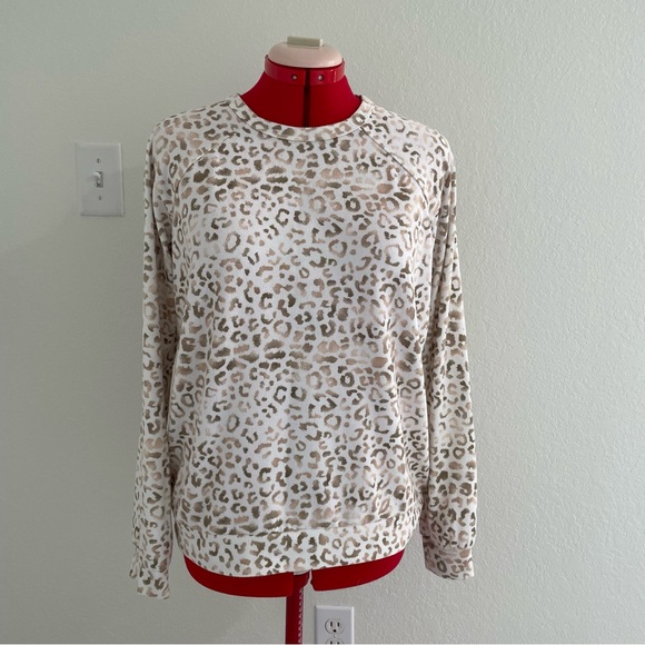 PJ Salvage Cream Leopard Print PJ’s Lounge Pants and Top - Picture 3 of 5